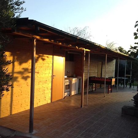 阿科菲利斯住宿加早餐旅馆 泰尔莫利 外观 照片